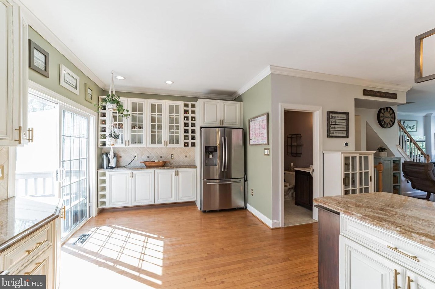 49 Hoag Ln, Chester PA  19014-3702 exterior