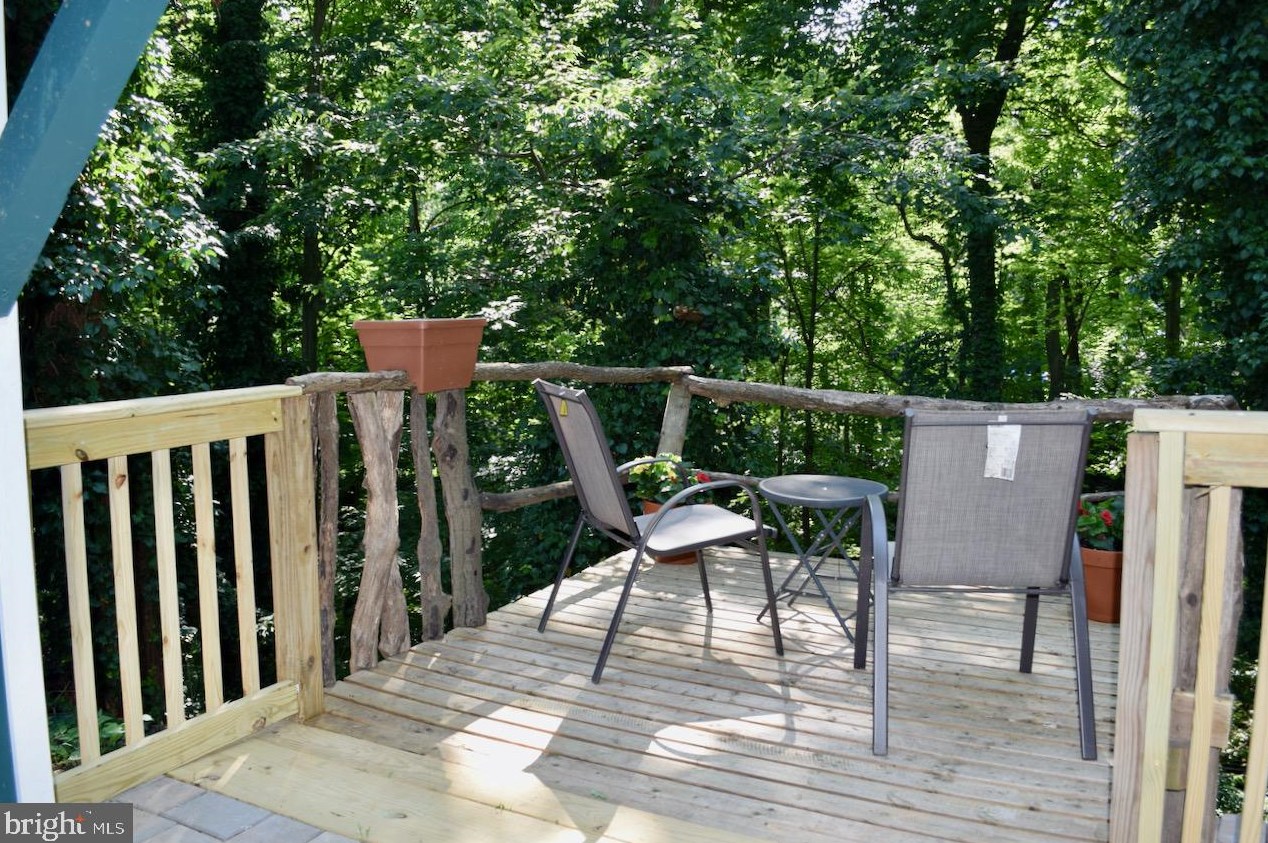 1007 12th Ave, Prospect Park PA  19076-2021 exterior