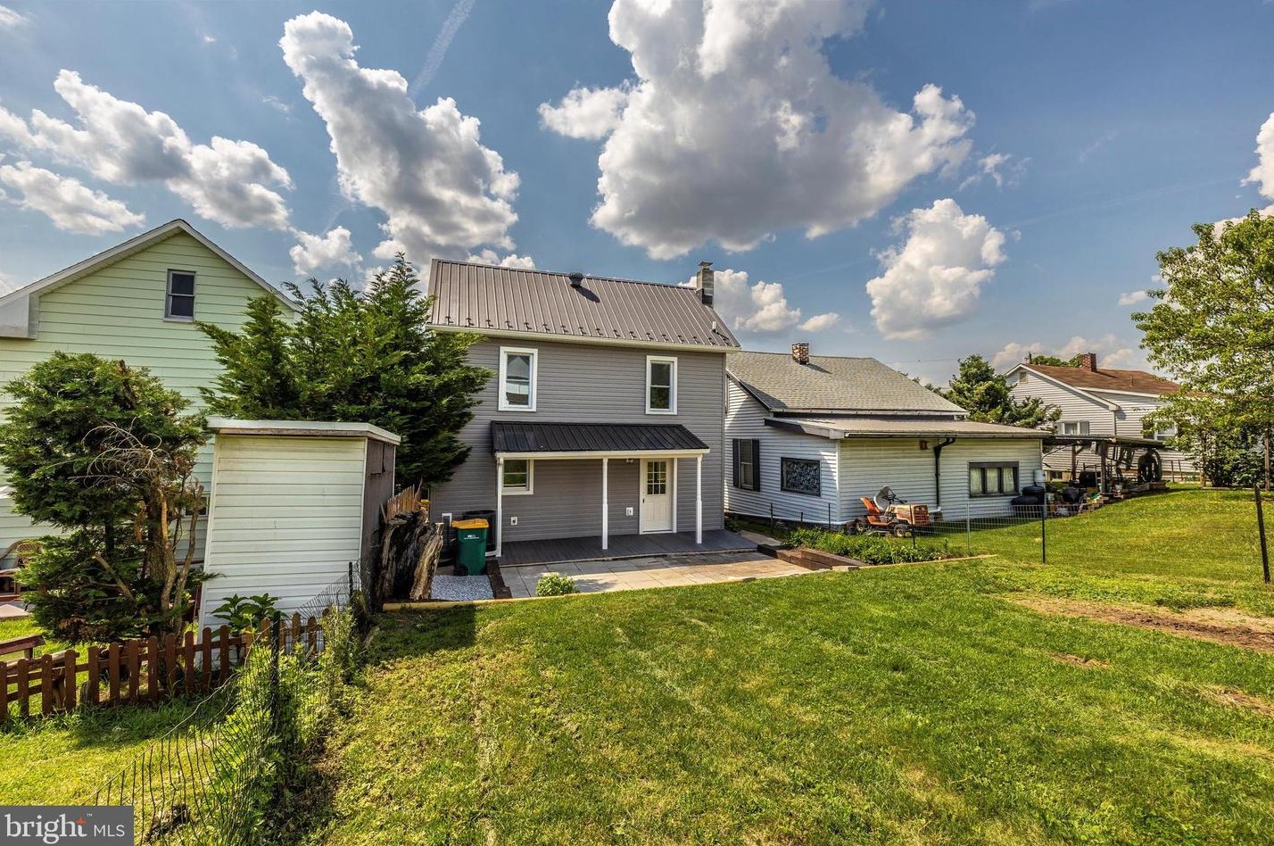 617 Maple St, Roadside PA  17268-2227 exterior