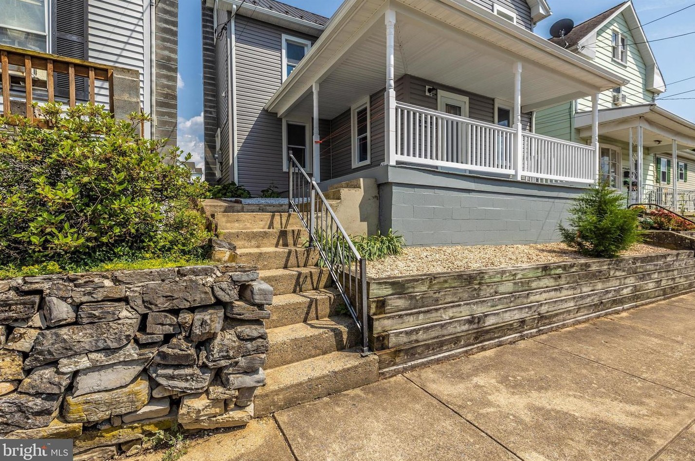 617 Maple St, Roadside PA  17268-2227 exterior