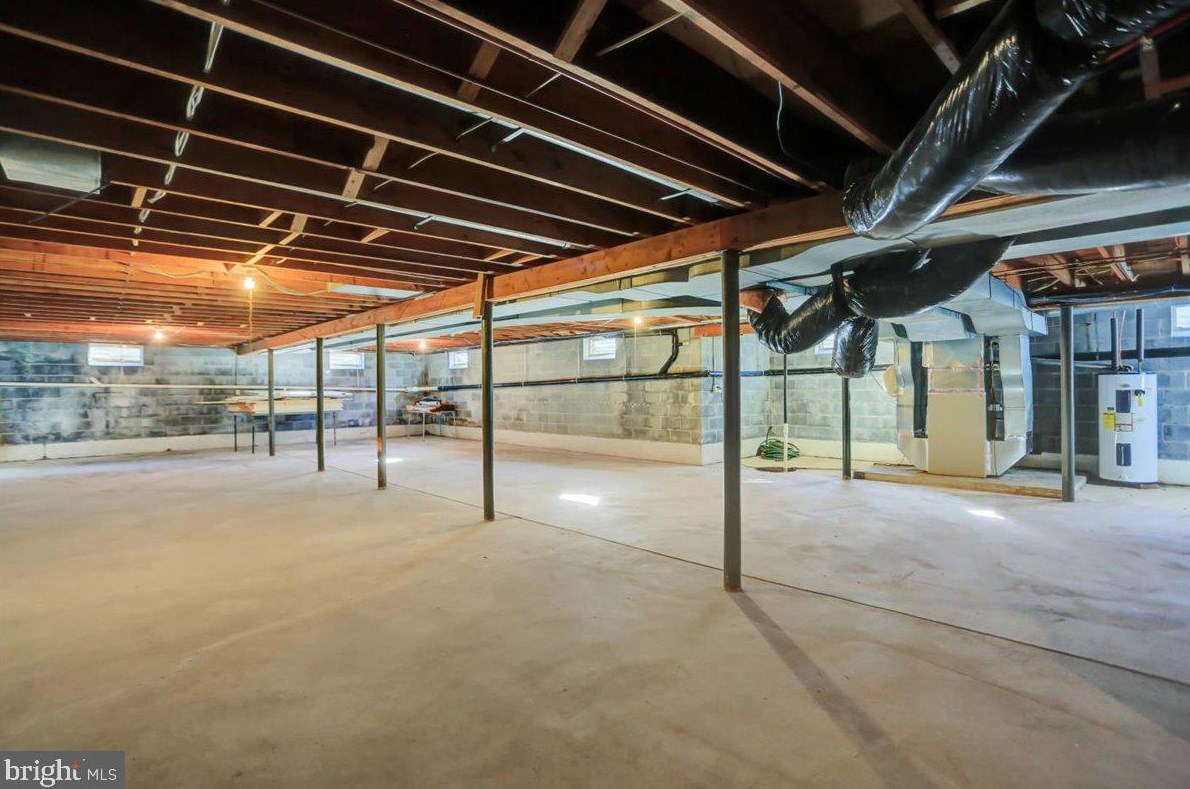 4124 Lincoln Way, Fayetteville PA  17222-1125 exterior