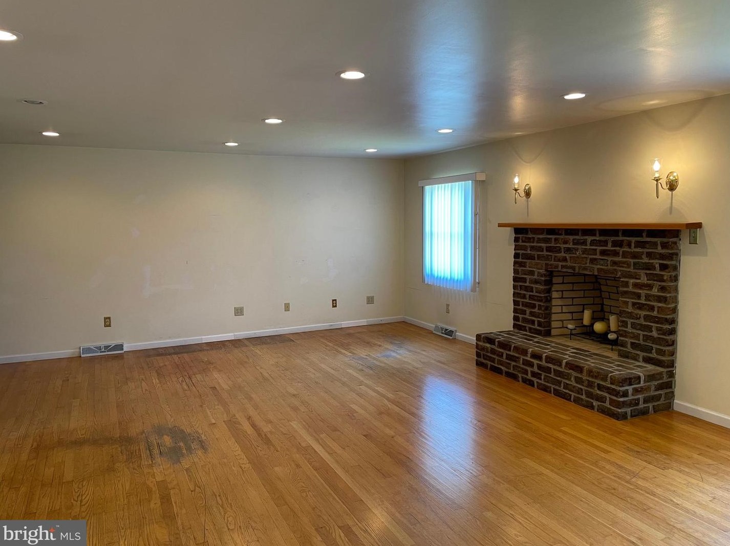 4124 Lincoln Way, Fayetteville PA  17222-1125 exterior