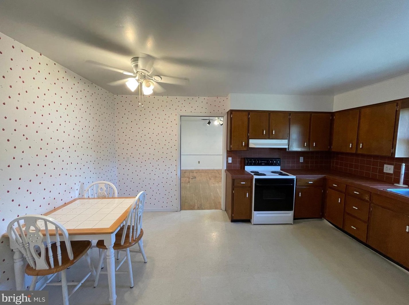 4124 Lincoln Way, Fayetteville PA  17222-1125 exterior