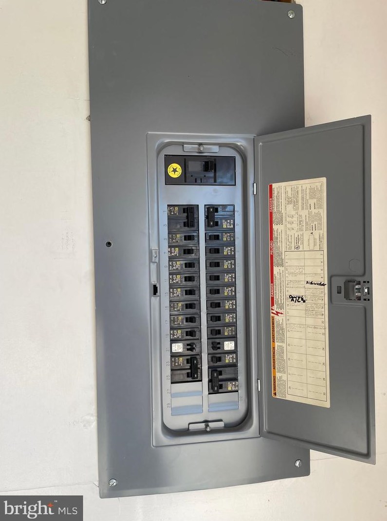 4124 Lincoln Way, Fayetteville PA  17222-1125 exterior