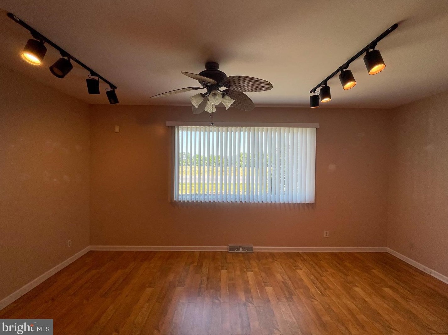 4124 Lincoln Way, Fayetteville PA  17222-1125 exterior