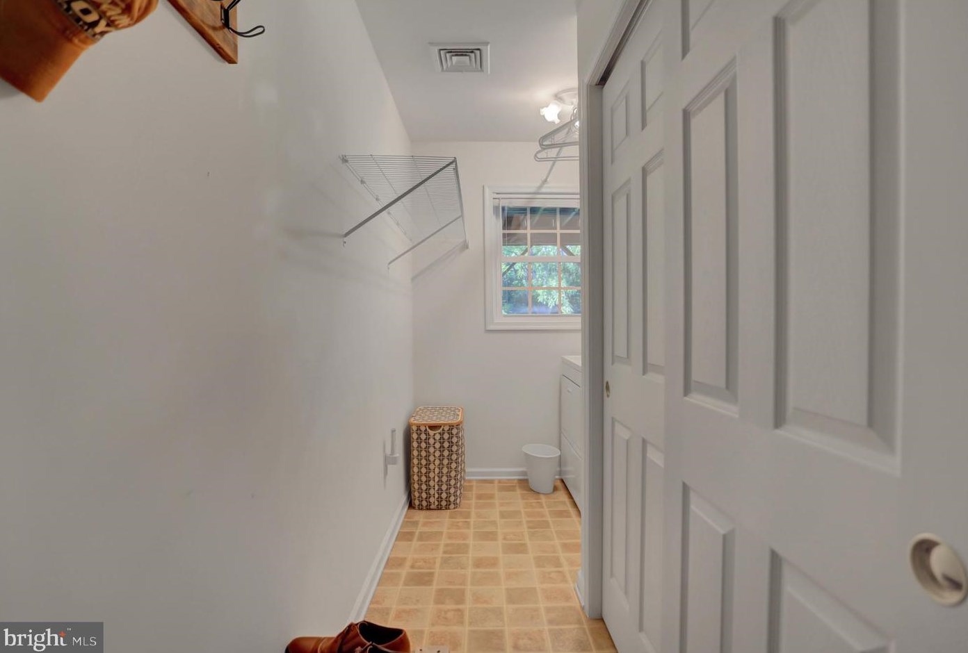 12 Feaster Rd, Chambersburg PA 17202-9262 exterior