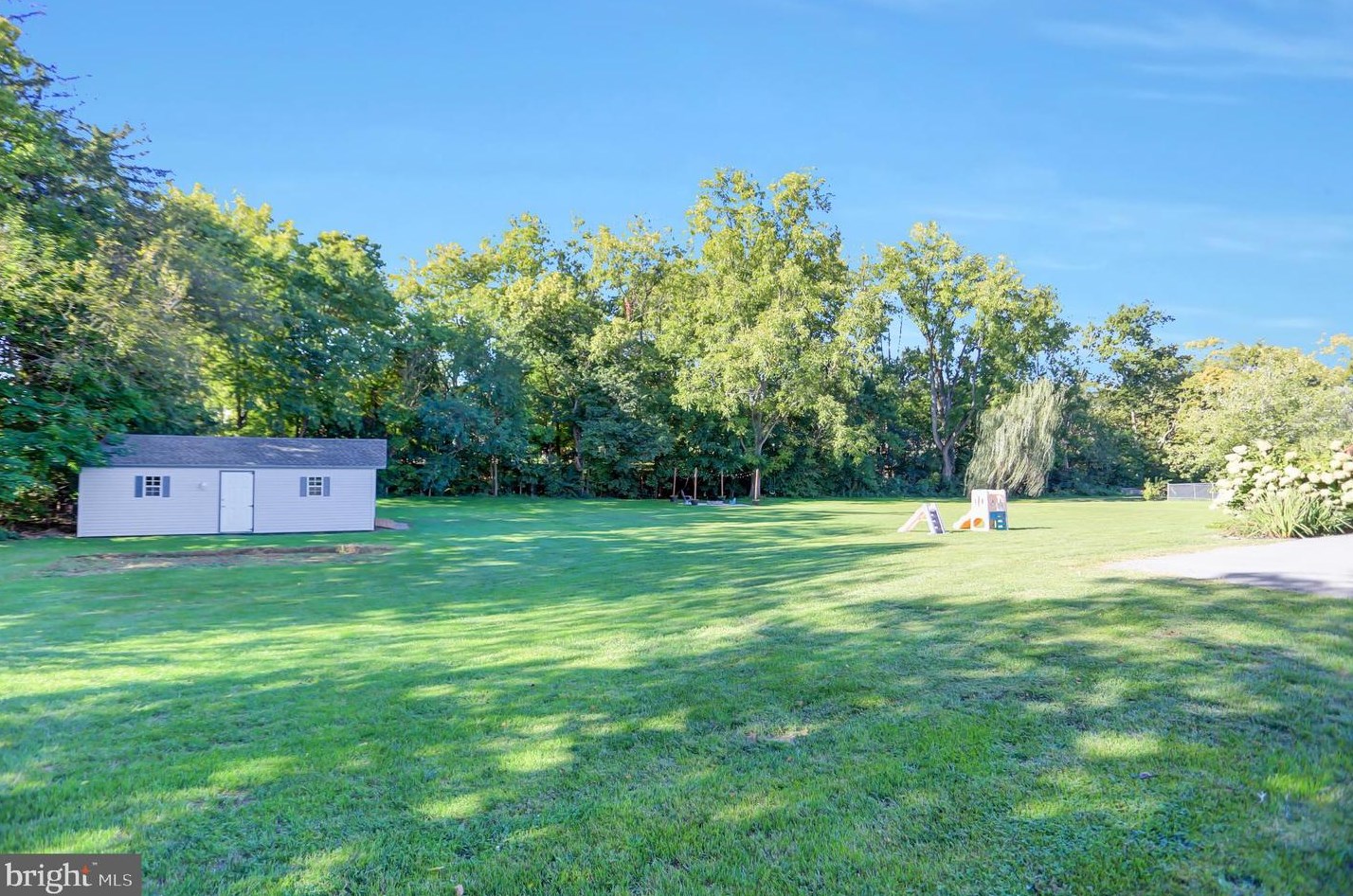 12 Feaster Rd, Chambersburg PA 17202-9262 exterior