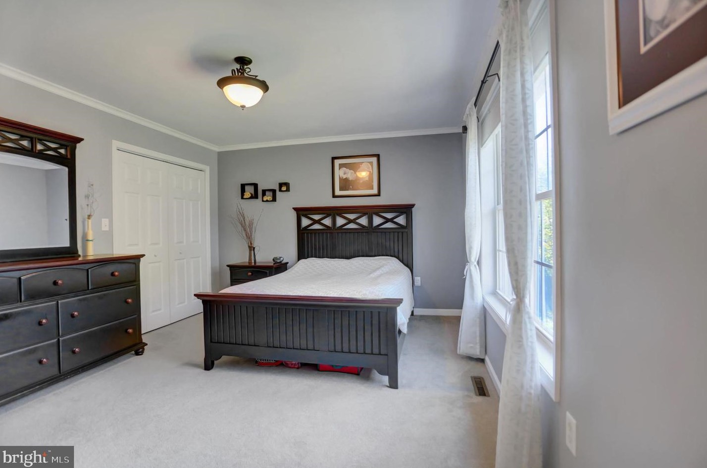 12 Feaster Rd, Chambersburg PA 17202-9262 exterior