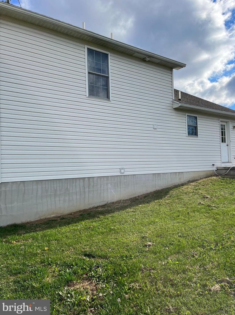 3847 Mountain Shadow Cir, Fayetteville PA  17222-9342 exterior