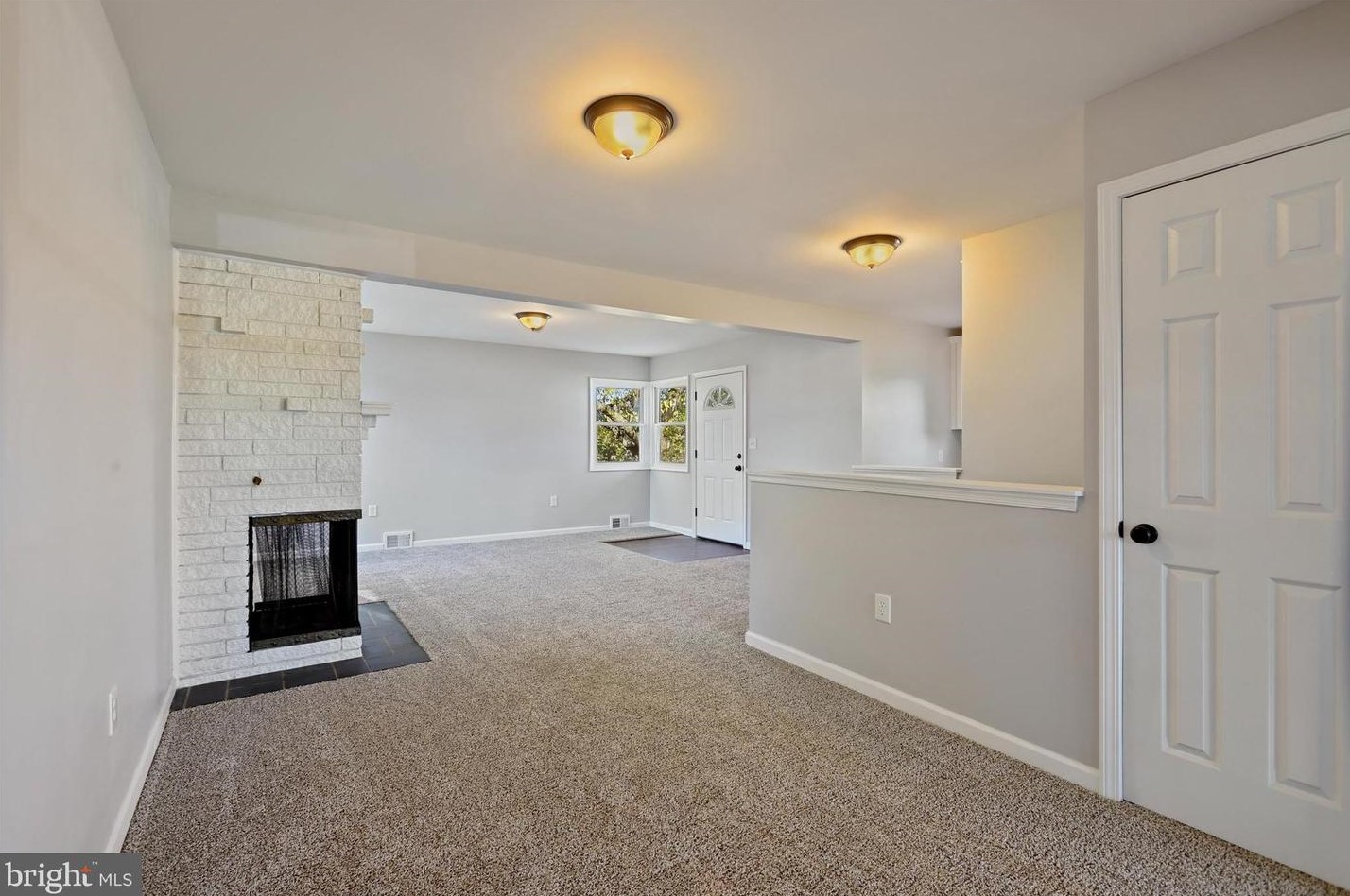 121 Lincoln Dr, Fayetteville PA  17222-1009 exterior