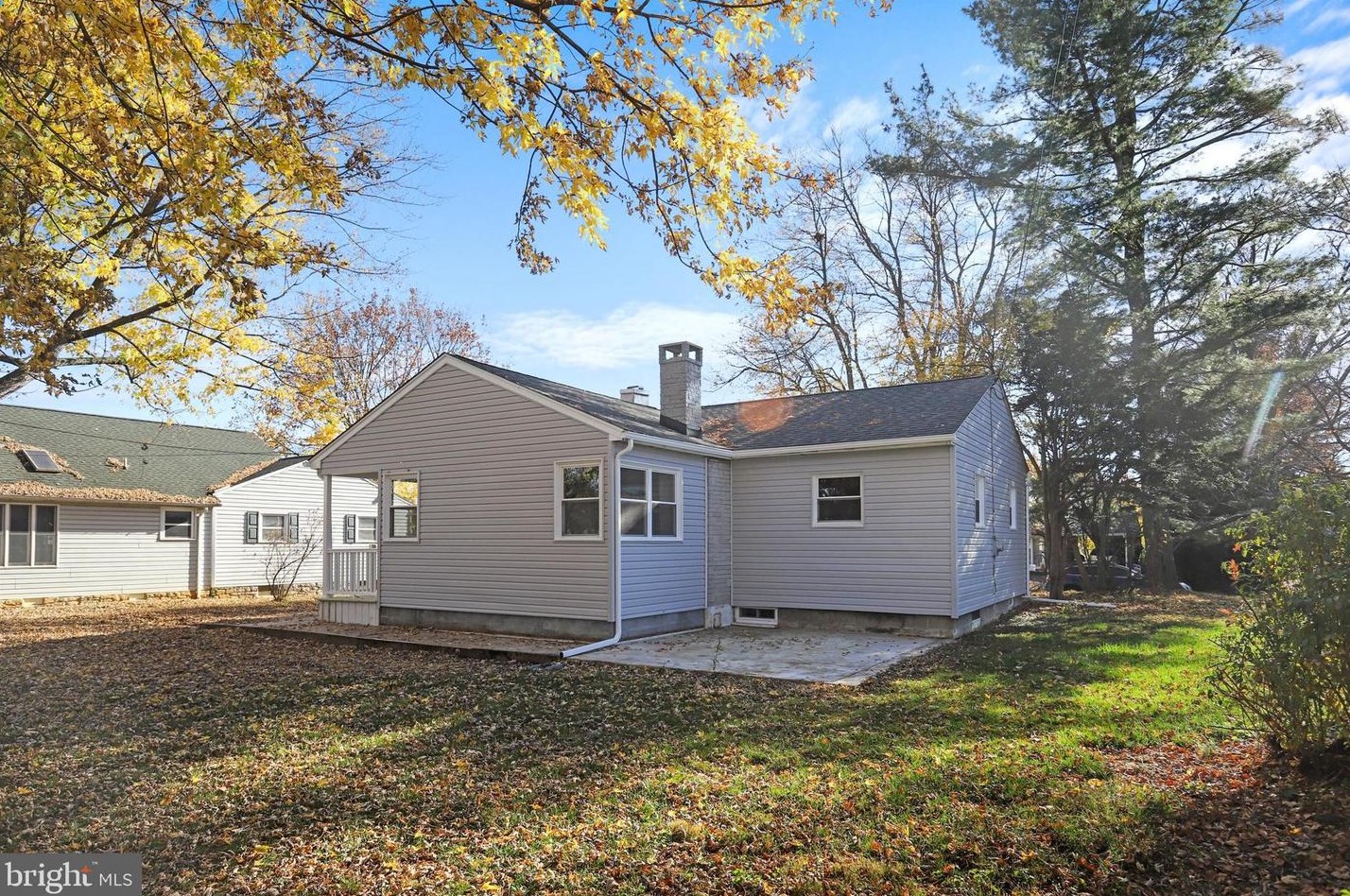 121 Lincoln Dr, Fayetteville PA  17222-1009 exterior