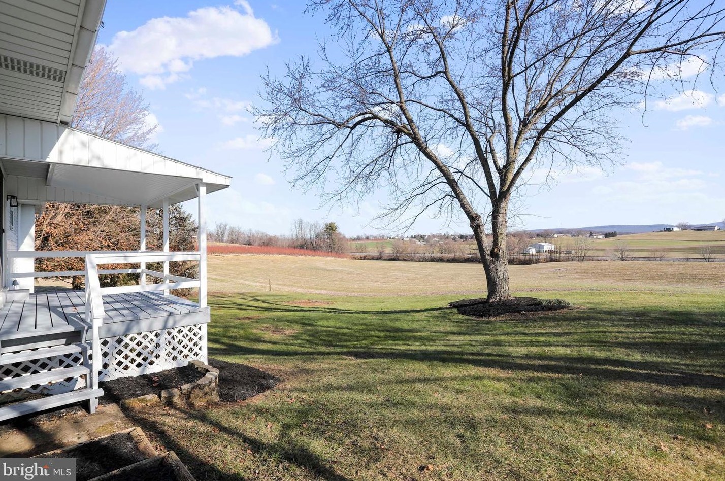 6456 Wayne Hwy, Roadside PA  17268-9622 exterior