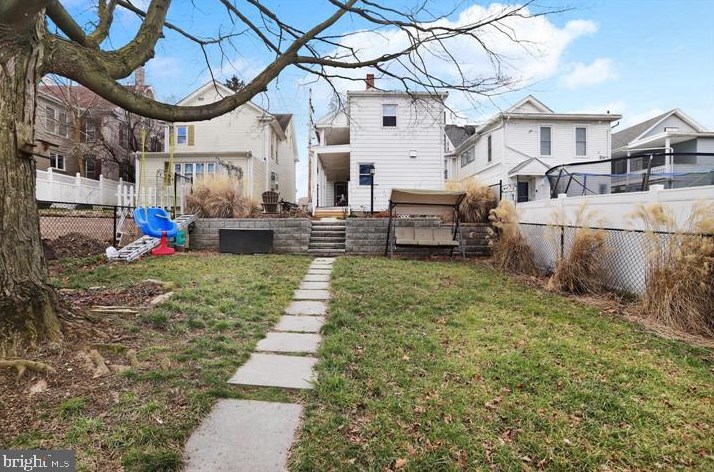 21 3rd St, Roadside PA  17268-1641 exterior