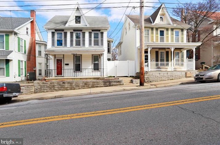 21 3rd St, Roadside PA  17268-1641 exterior