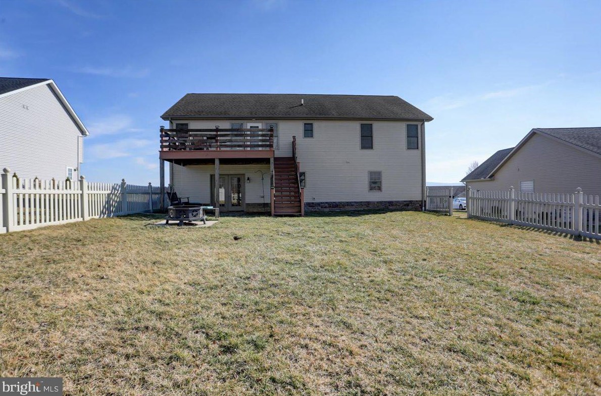 400 Frick Ave, Roadside PA  17268-1034 exterior