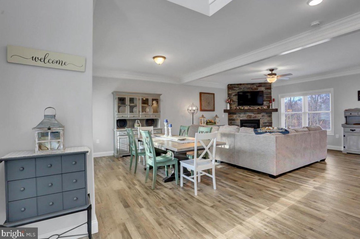 1760 Old Kiln Dr, Chambersburg PA  17202-9219 exterior