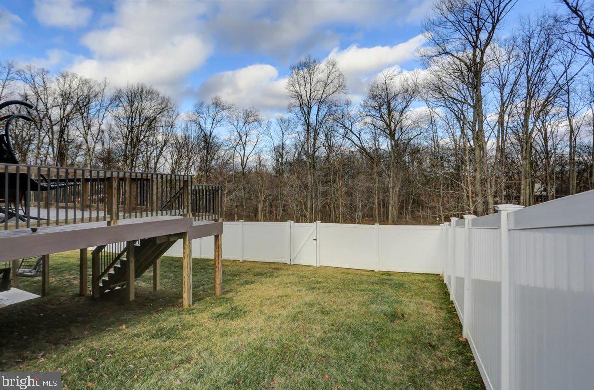 1760 Old Kiln Dr, Chambersburg PA  17202-9219 exterior