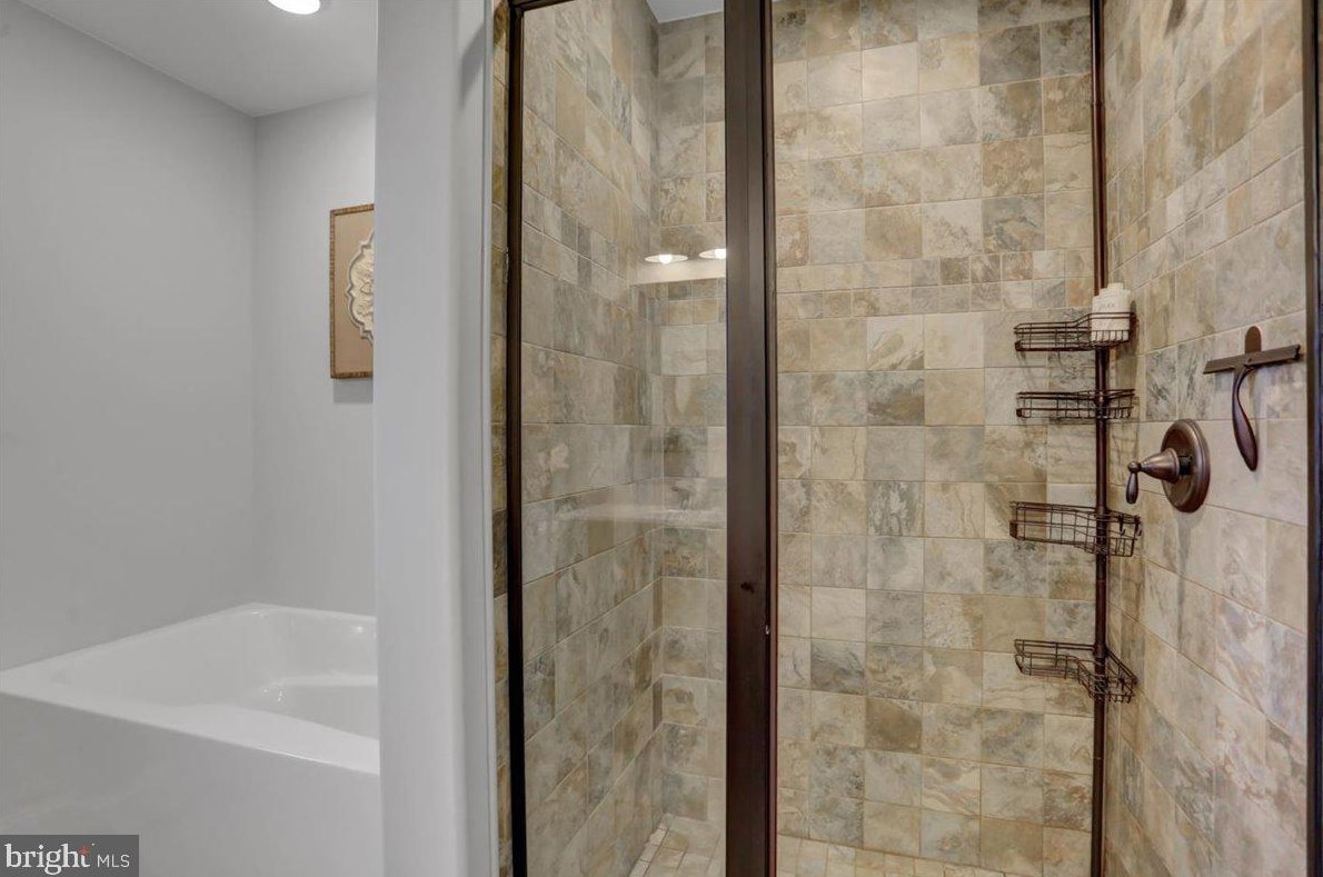 1760 Old Kiln Dr, Chambersburg PA  17202-9219 exterior