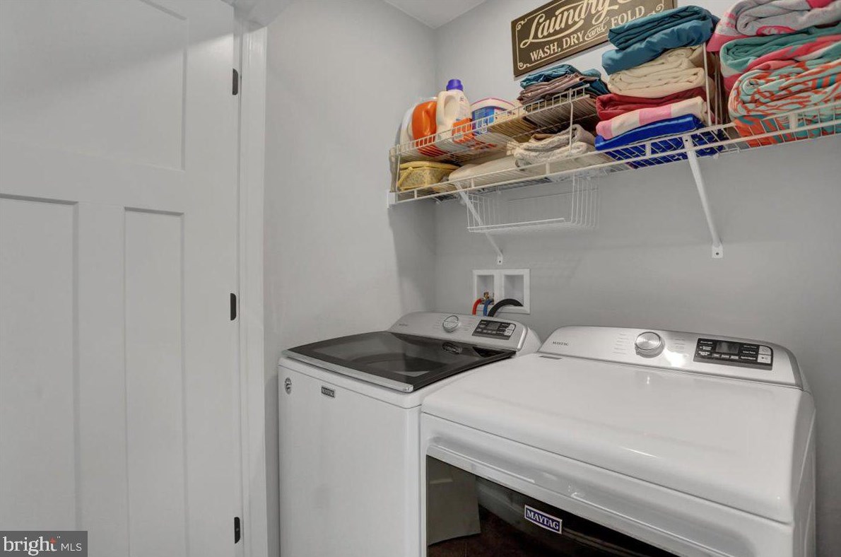 1760 Old Kiln Dr, Chambersburg PA  17202-9219 exterior