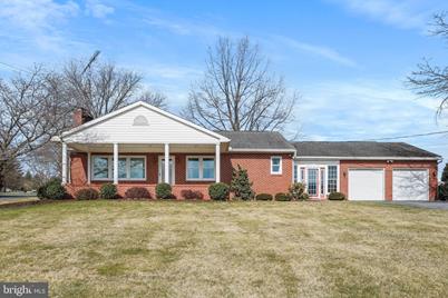 11613 Country Club Road - Photo 1
