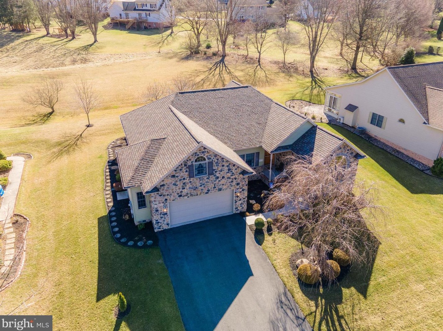 11302 Greenridge Dr, Roadside PA  17268-8813 exterior