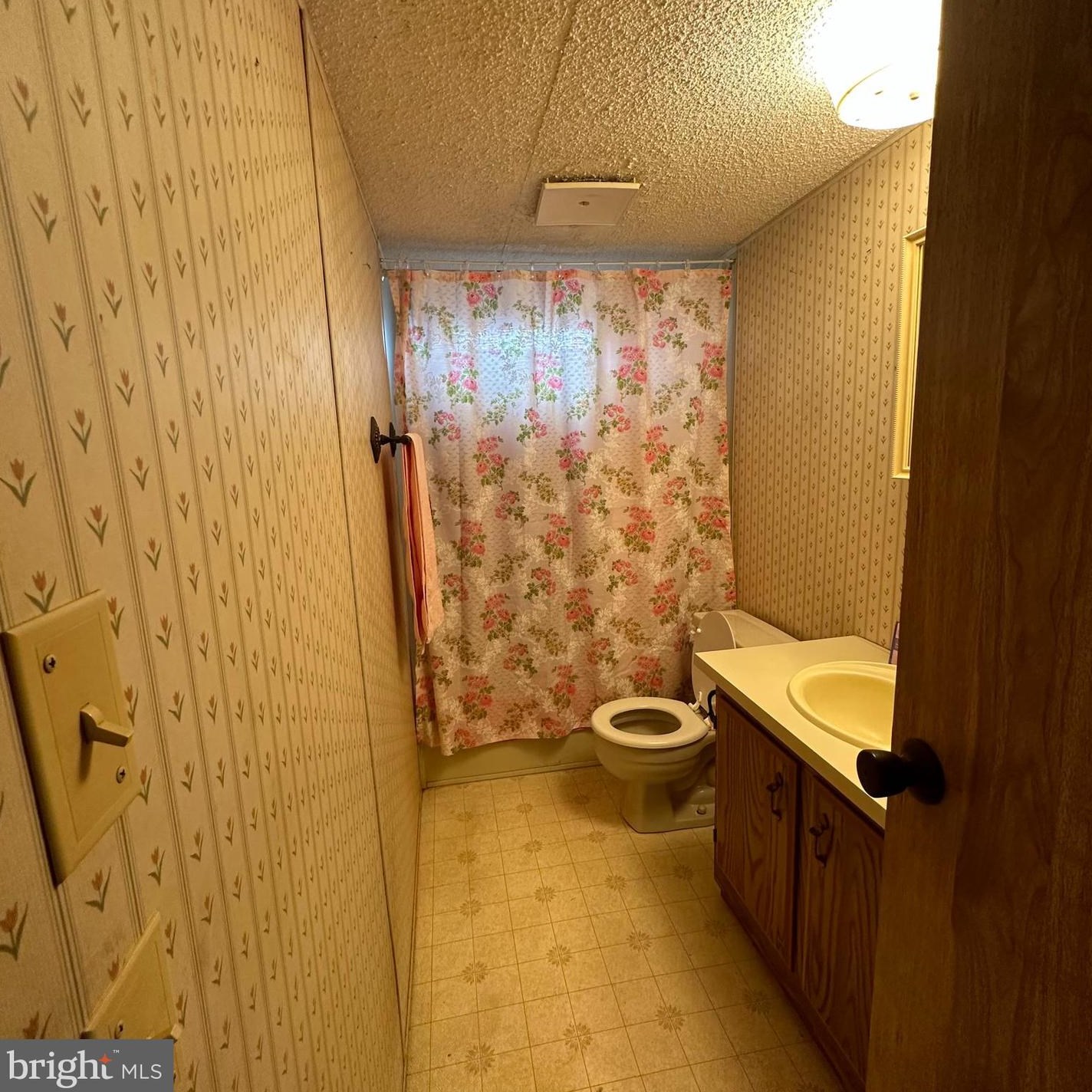 1517 Black Gap Rd, Fayetteville PA  17222-9772 exterior