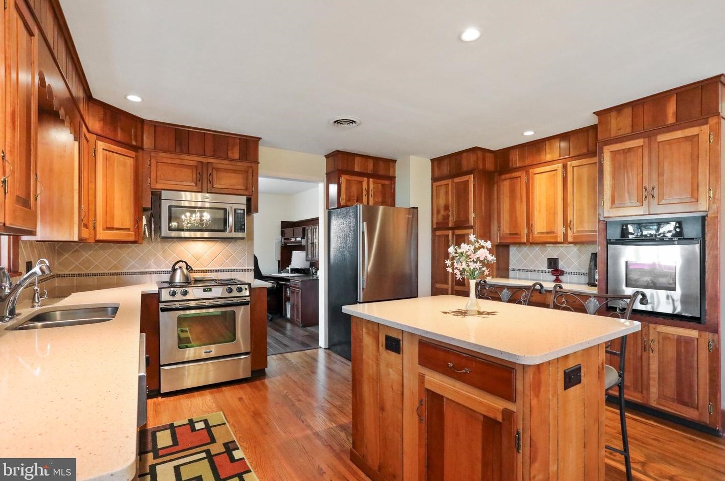 531 Mentzer Ave, Chambersburg PA  17201-1429 exterior