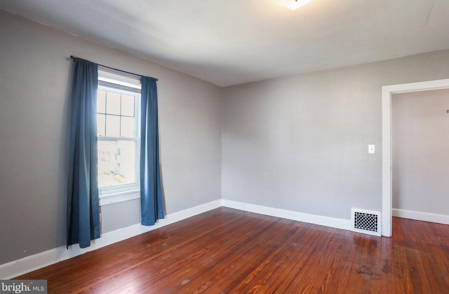 240 College Ave, Chambersburg PA  17201-1206 exterior