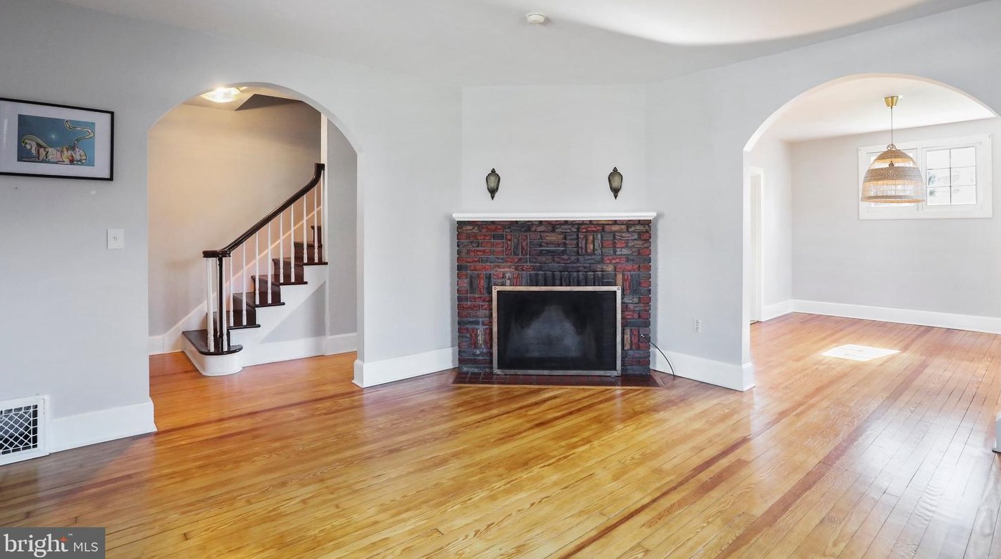 240 College Ave, Chambersburg PA  17201-1206 exterior