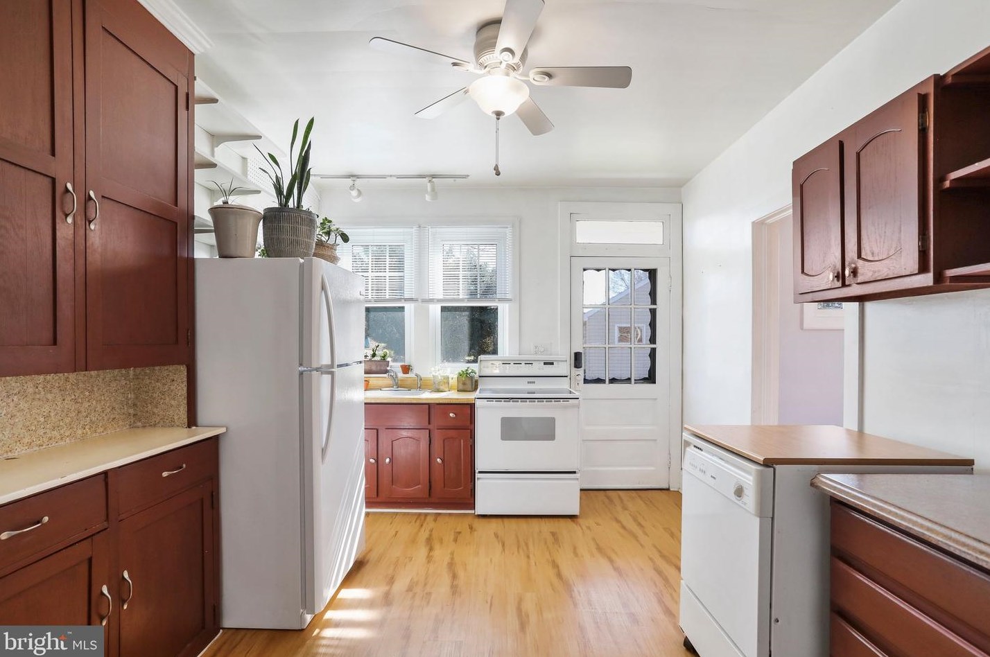 240 College Ave, Chambersburg PA  17201-1206 exterior