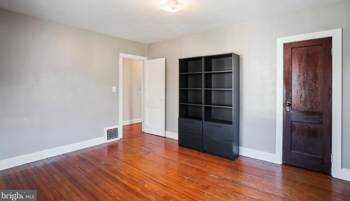 240 College Ave, Chambersburg PA  17201-1206 exterior