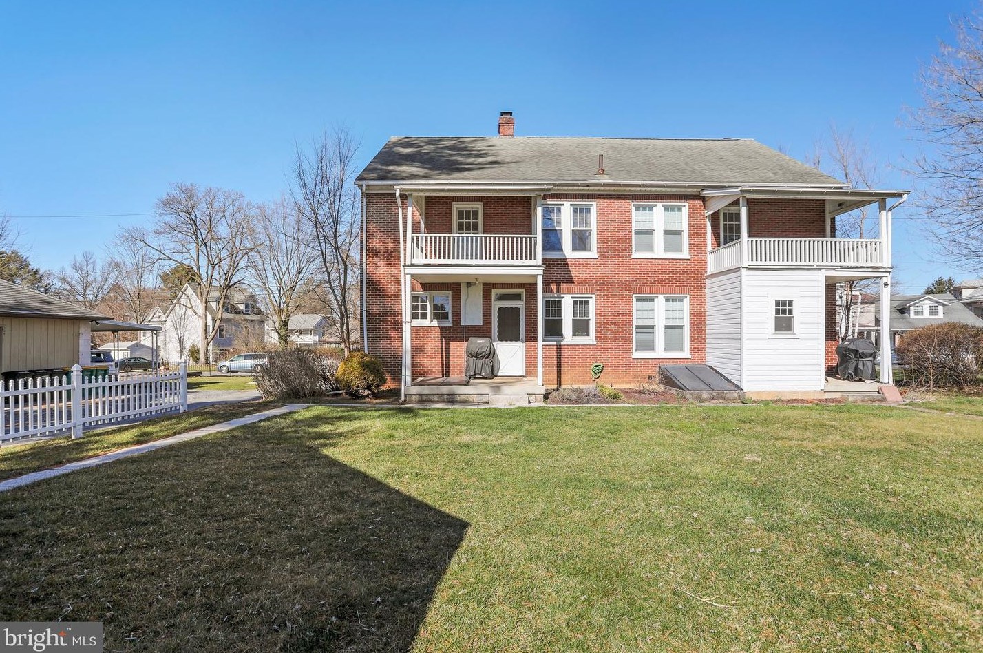 240 College Ave, Chambersburg PA  17201-1206 exterior