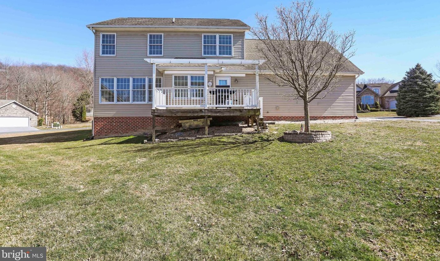 12008 Greenridge Dr, Roadside PA  17268-8885 exterior
