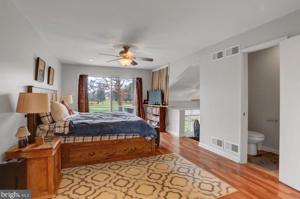 6566 Fairway Dr, Fayetteville PA  17222-9642 exterior