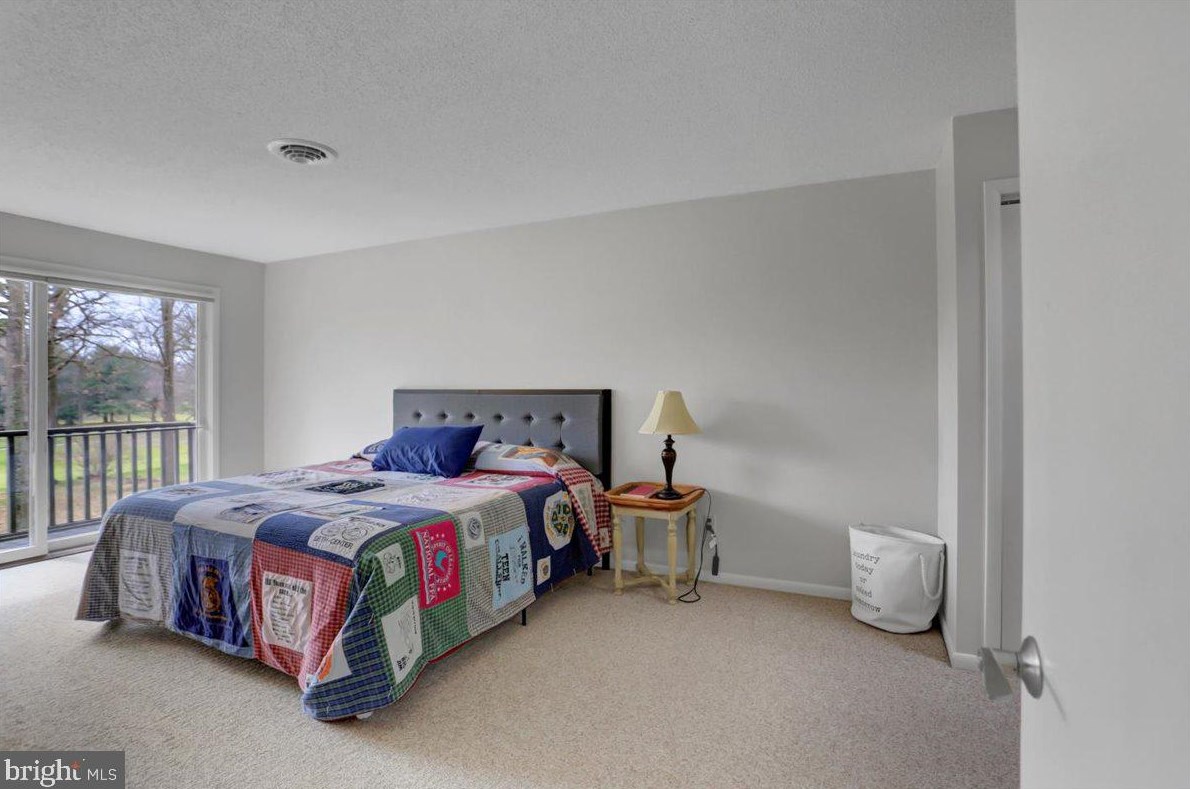 6566 Fairway Dr, Fayetteville PA  17222-9642 exterior