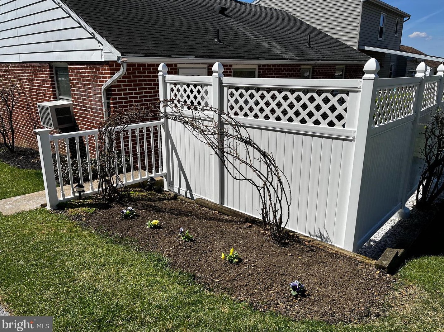 323 Commerce St, Roadside PA  17268-1101 exterior