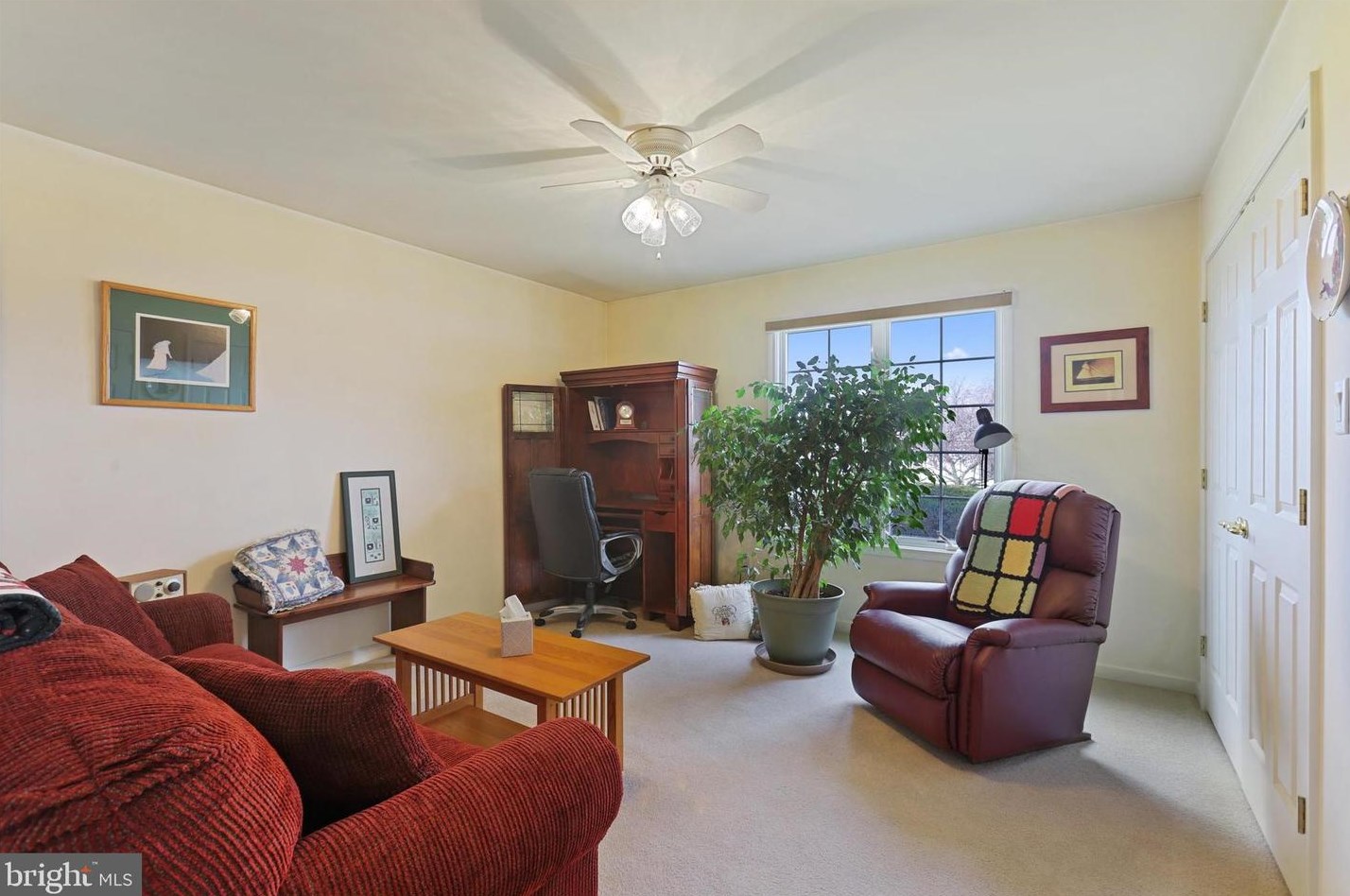 3846 Farmstead Dr, Fayetteville PA  17222-9252 exterior