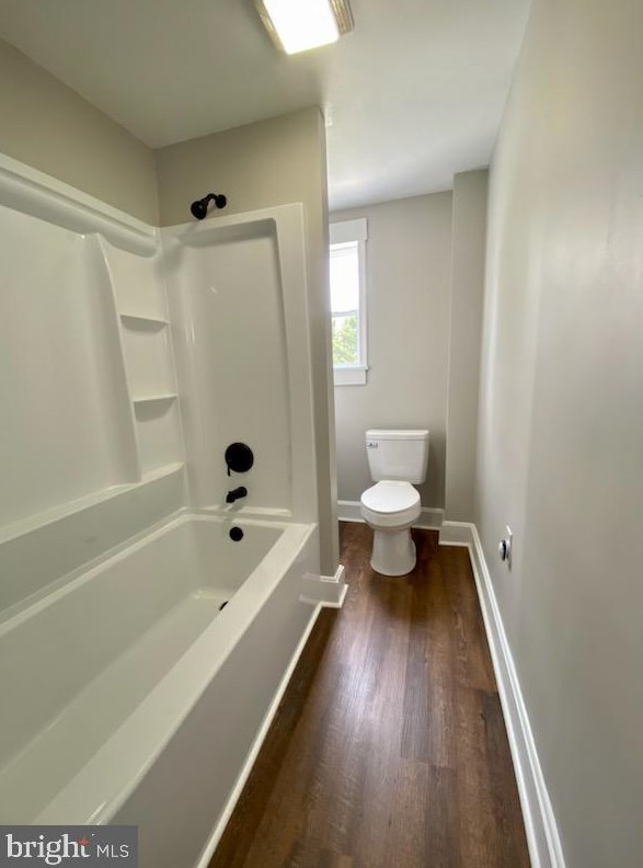 541 Montgomery Ave, Chambersburg PA  17201-1712 exterior