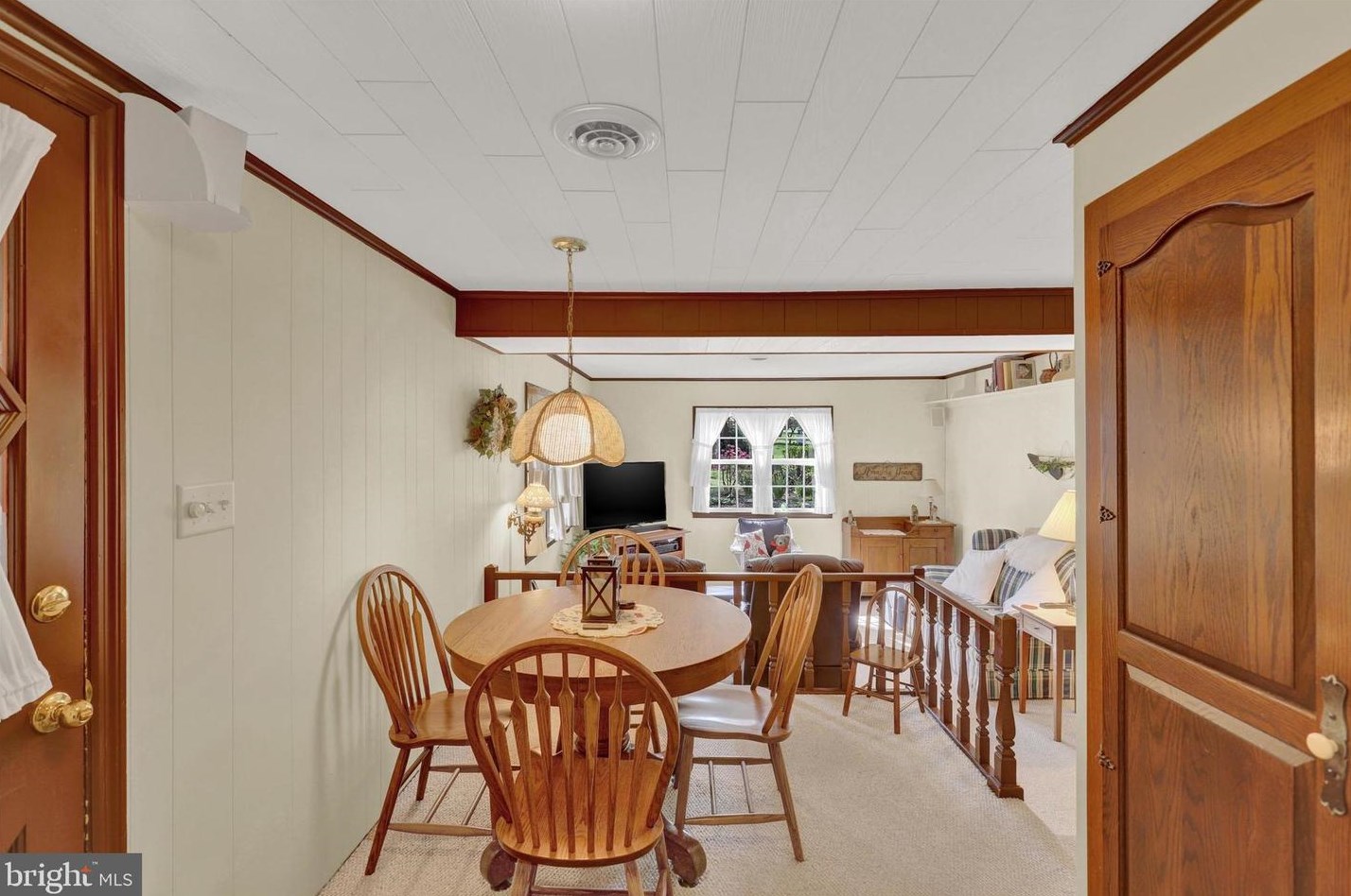 6445 Fairway Dr, Fayetteville PA  17222-9647 exterior