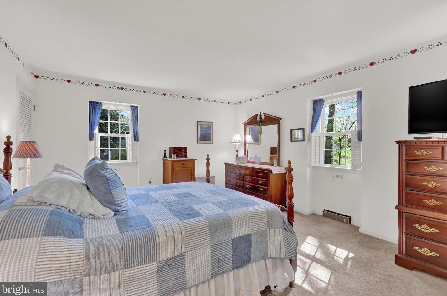 6445 Fairway Dr, Fayetteville PA  17222-9647 exterior