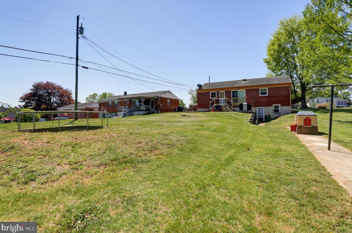 325 9th St, Roadside PA  17268-2125 exterior