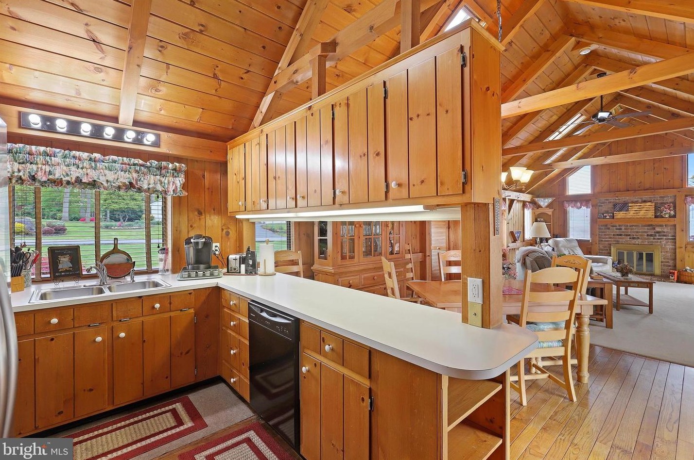 6102 Fairway Dr, Fayetteville PA  17222-9651 exterior