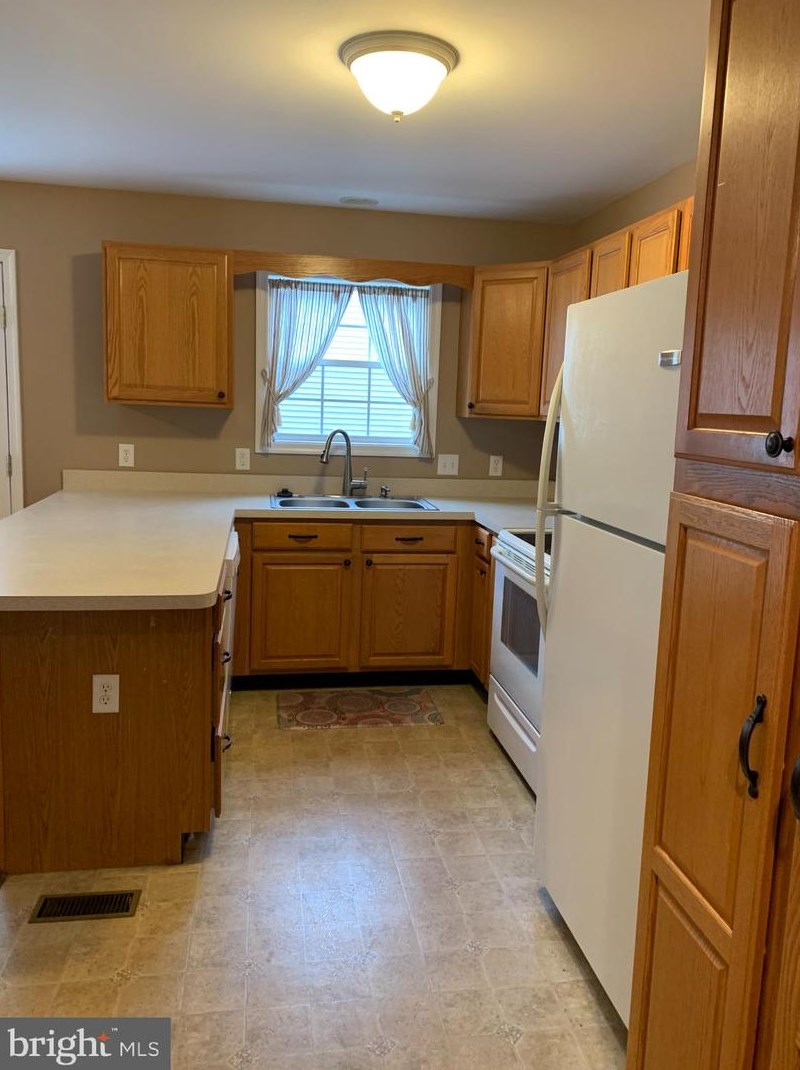 4 9th St, Roadside PA  17268-2210 exterior