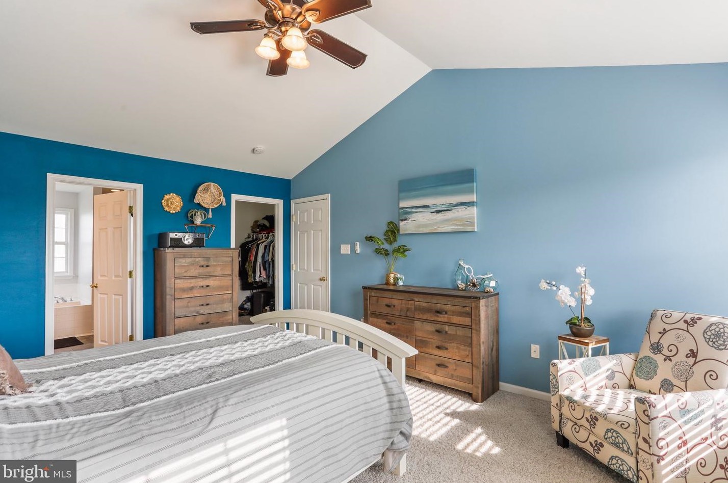 10099 Lindale Ave, Upton PA  17225-8373 exterior