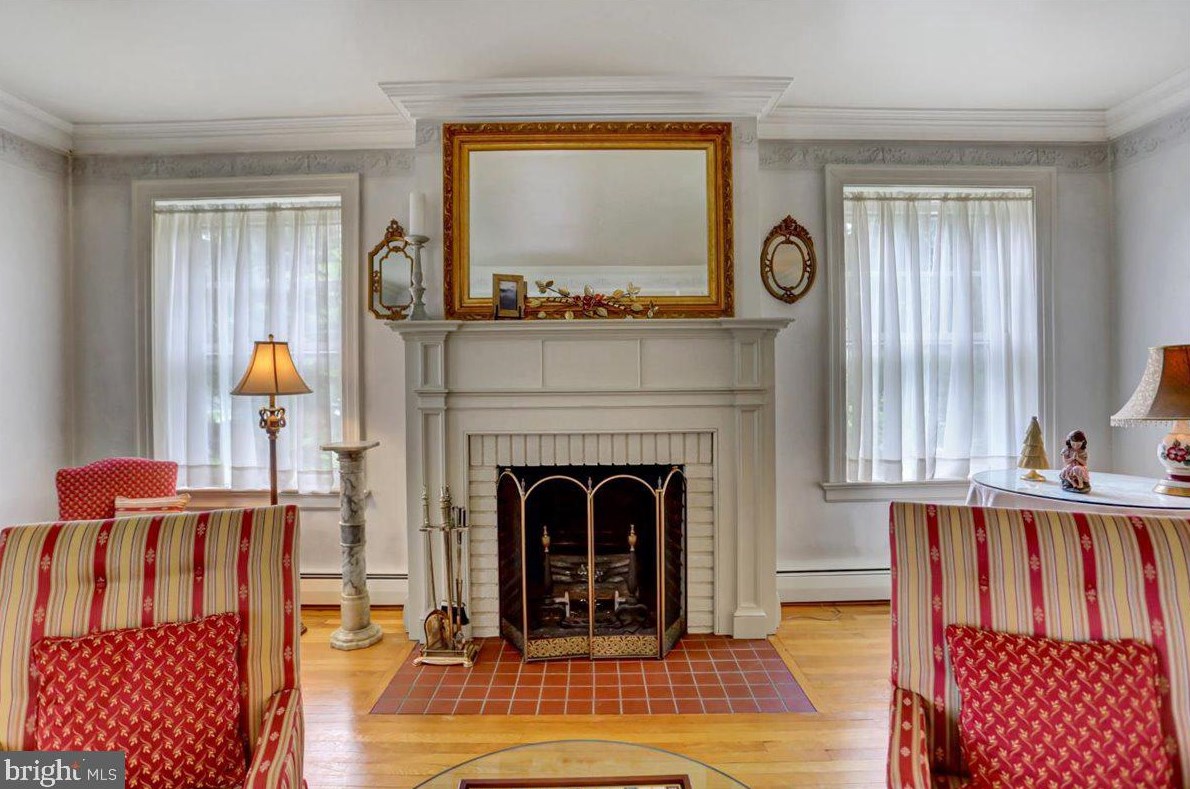 65 Norland Ave, Chambersburg PA  17201-1217 exterior