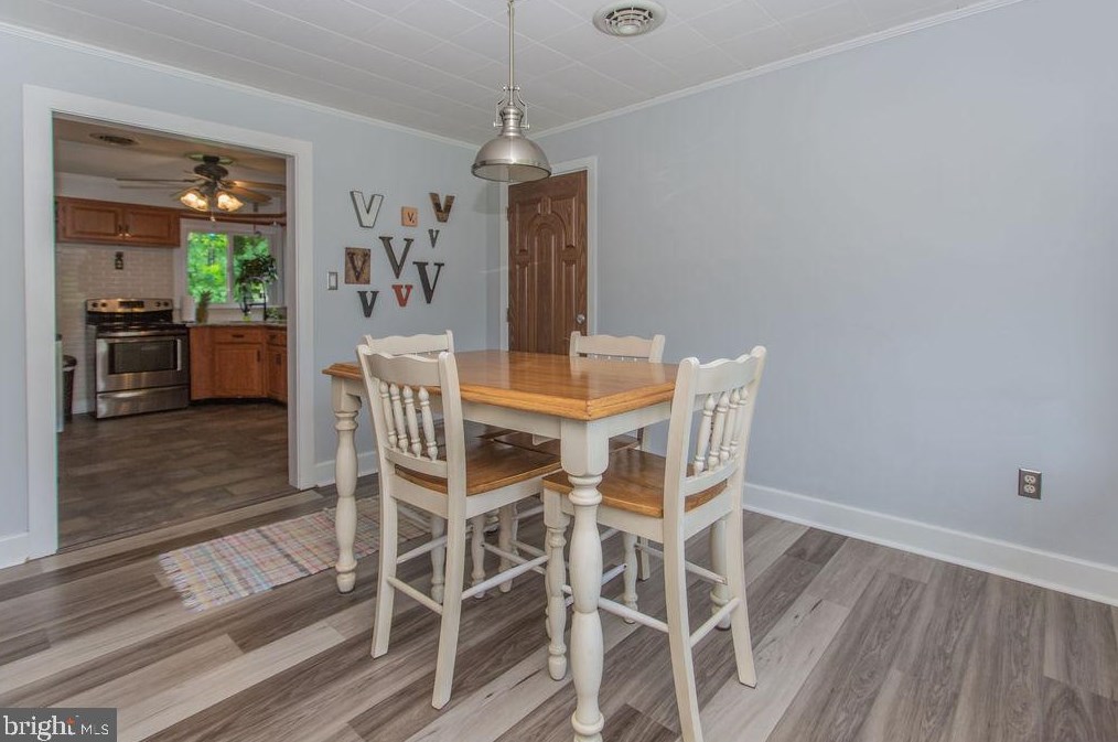 764 Floral Ave, Chambersburg PA  17201-2726 exterior