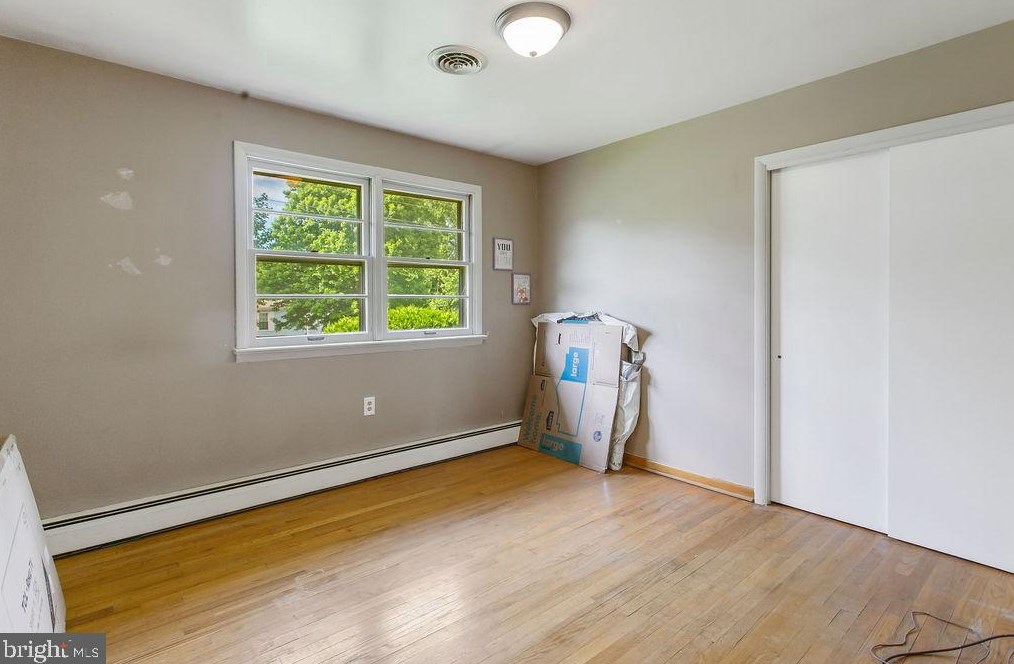 2796 Johnson Dr, Chambersburg PA  17201-8791 exterior