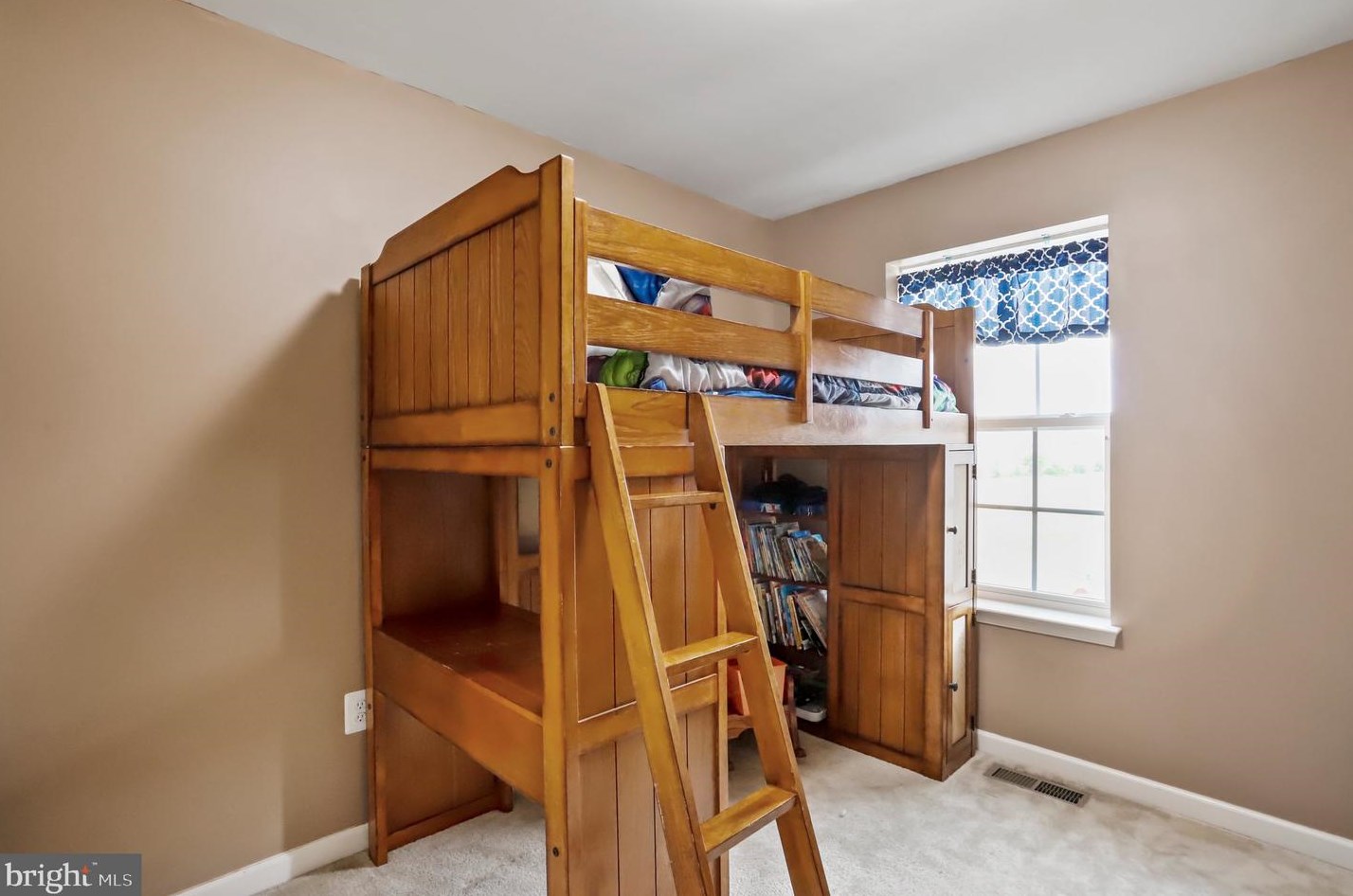 3530 Cedarbrook Ct, Fayetteville PA  17222-9274 exterior