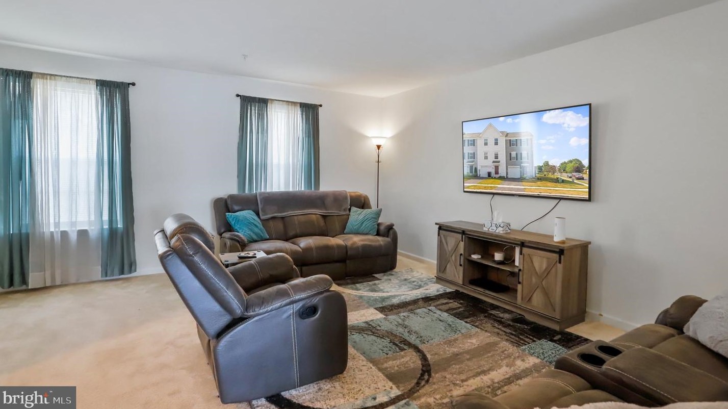 3530 Cedarbrook Ct, Fayetteville PA  17222-9274 exterior