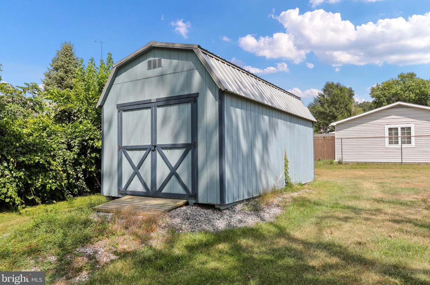12221 Blue Mountain Ave, Roadside PA  17268-9492 exterior